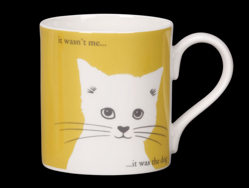 Portrait Puss in Yellow